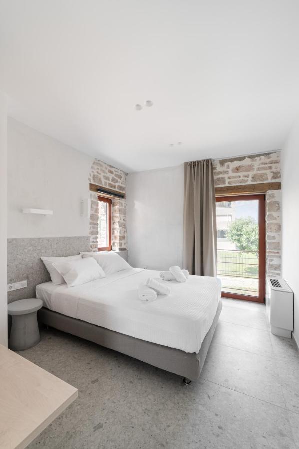 Kampus Luxury Villas 特里卡拉 外观 照片