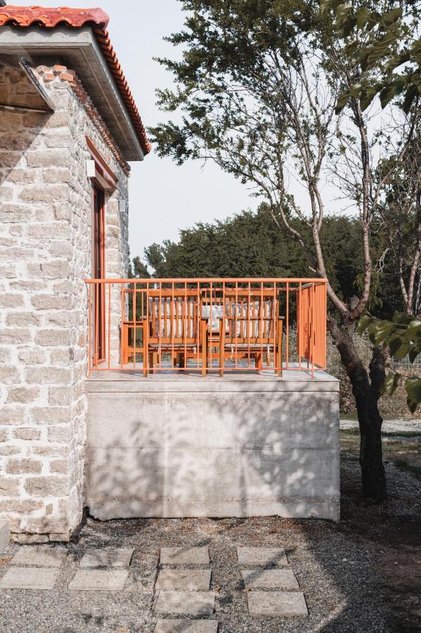 Kampus Luxury Villas 特里卡拉 外观 照片