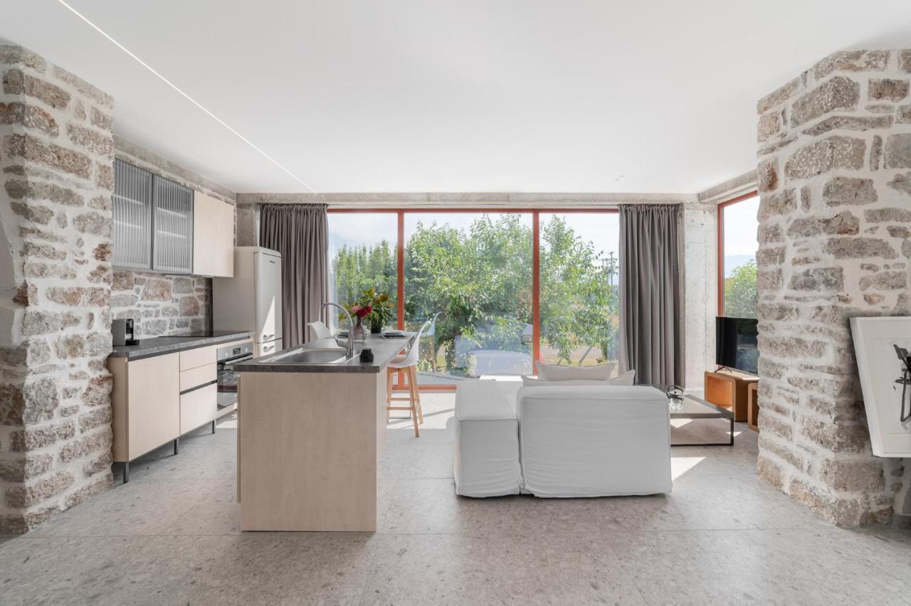 Kampus Luxury Villas 特里卡拉 外观 照片